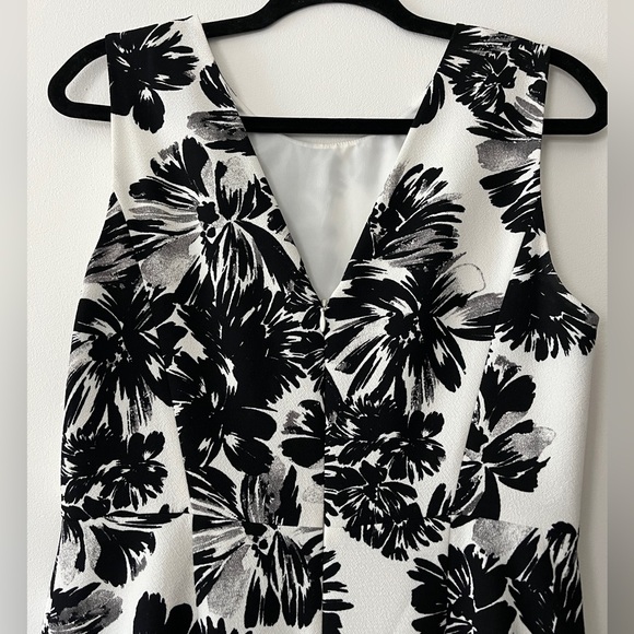 Rebecca Taylor Splashy Floral Ruffle Hem Dress Size‎ 8 Black White Sleeveless - Picture 8 of 12